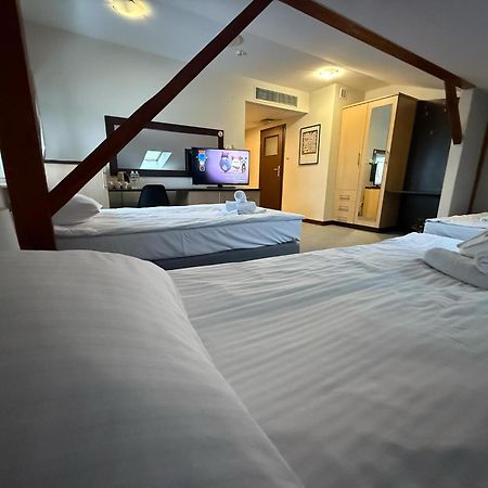 Magiczna Farma Hotel Obiady Maka I Magia Zambrow Esterno foto