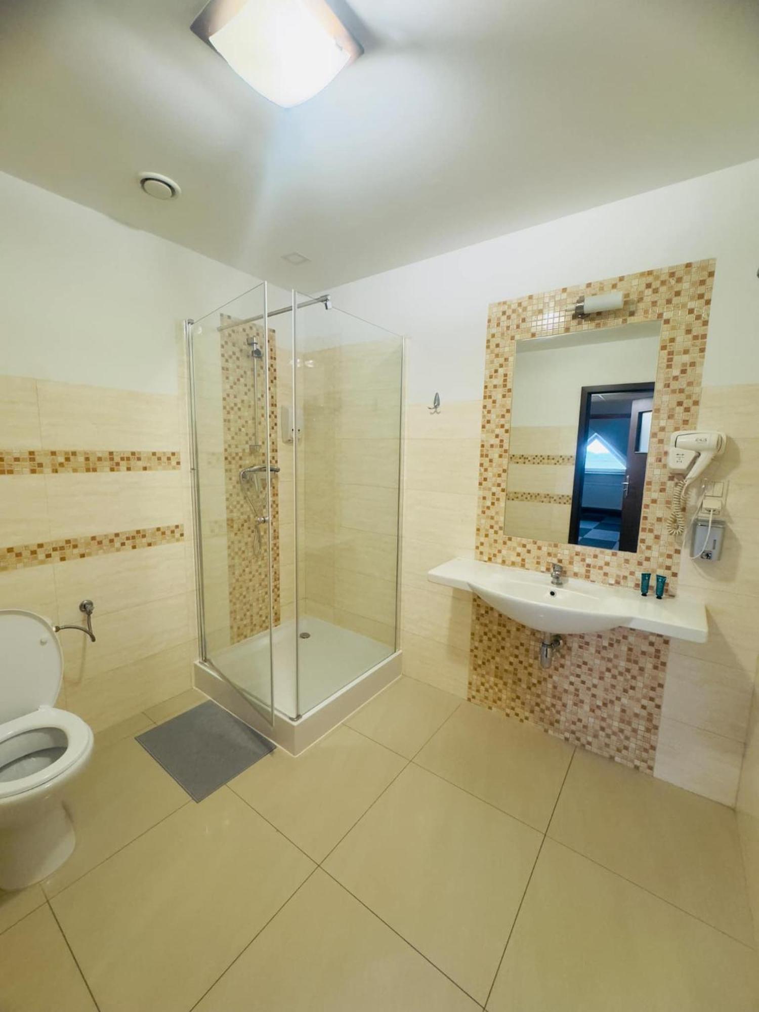 Magiczna Farma Hotel Obiady Maka I Magia Zambrow Esterno foto